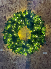 Load image into Gallery viewer, Minleon Wreaths
